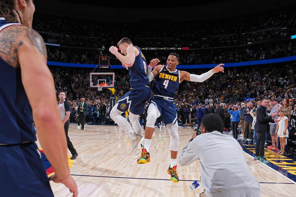 尽全力的踢 尽全力的踢